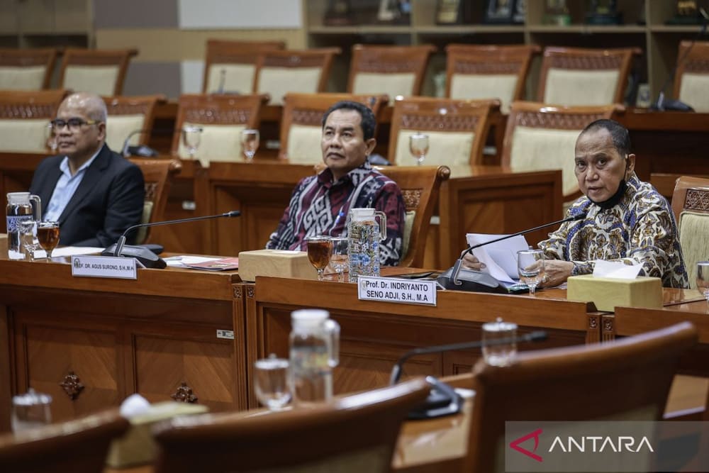 Rapat dengar pendapat umum Komisi III DPR RI membahas draf Rancangan Undang-Undang Perampasan Aset di Senayan